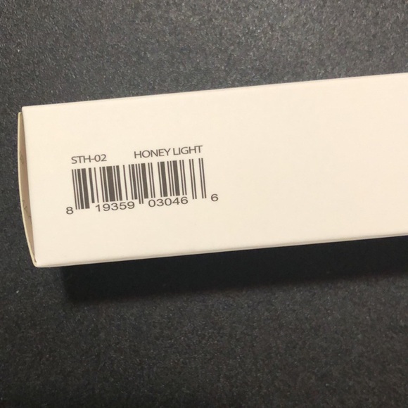 Honey Light Moisturizer - Picture 4 of 5